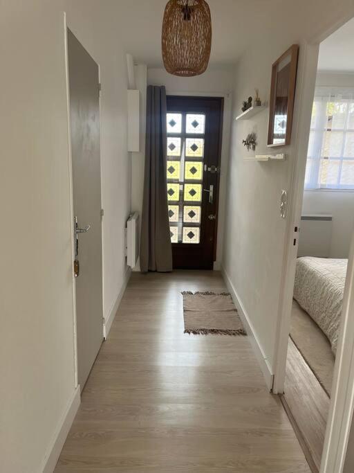 Petite Maison Cosy En Campagne Neuilly  Zewnętrze zdjęcie